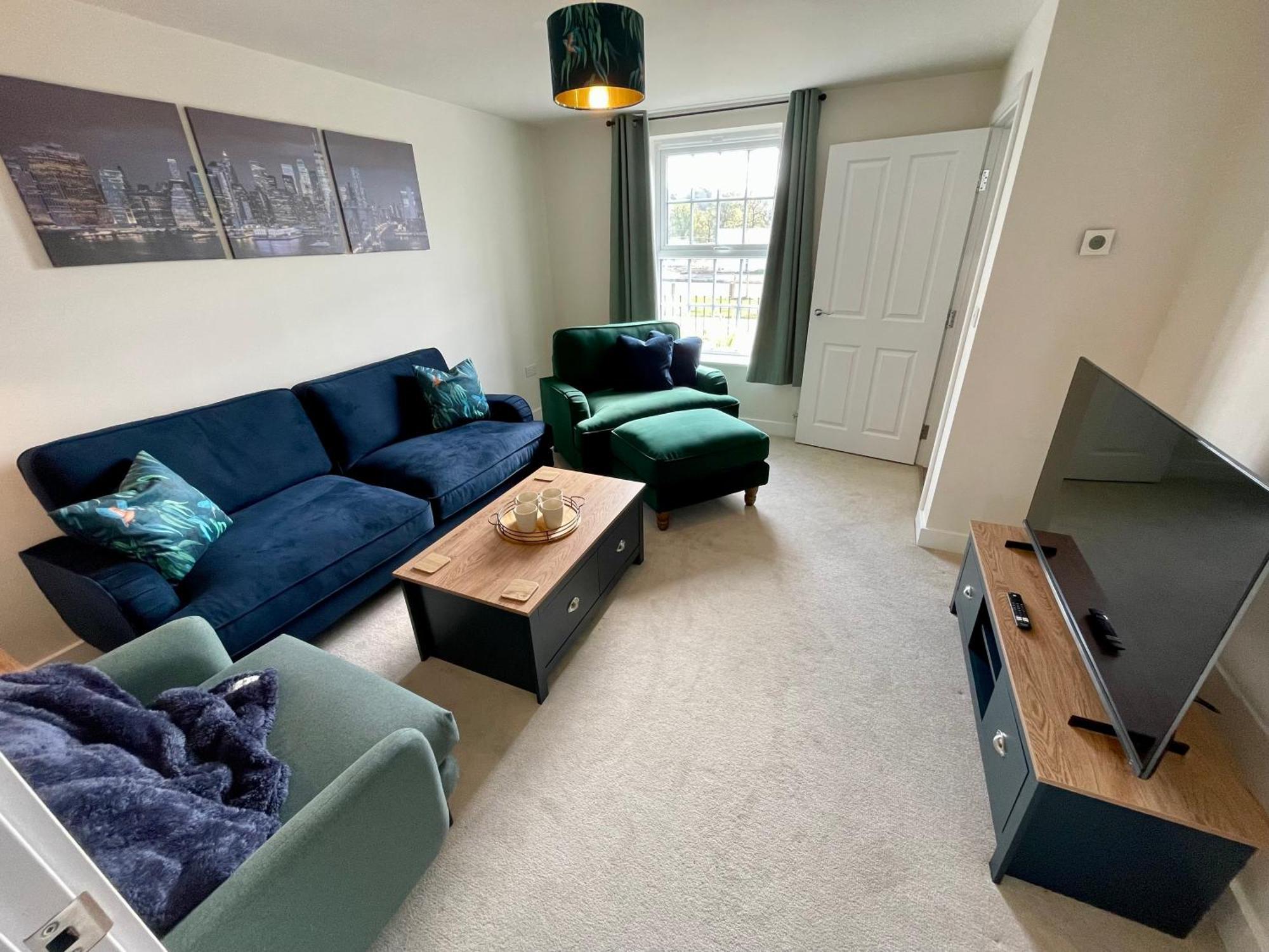 3-bedroom Luxury With Free Parking
