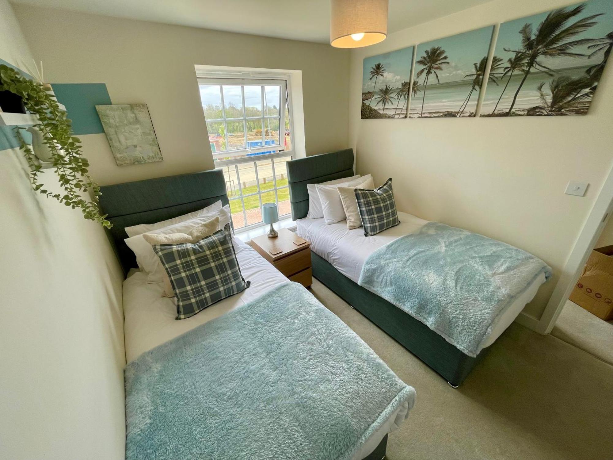 Apartment 3-bedroom Luxury With Free Parking